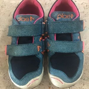 Plae Girls Size 10